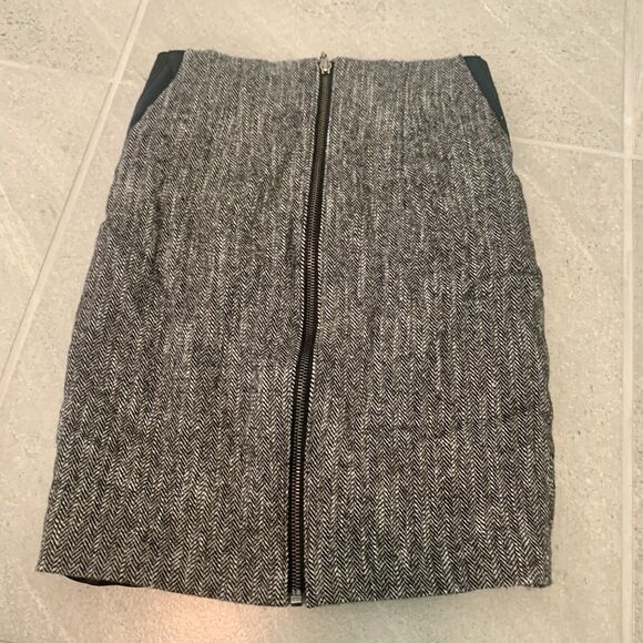 Bebe Mini Skirt sz 00 Black Gray Lined Straight Pencil Lightweight Stretch - Picture 4 of 6
